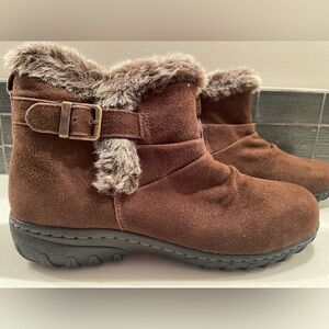 NEW Khombu Brown Leather Faux Fur-Lined Ankle Boots